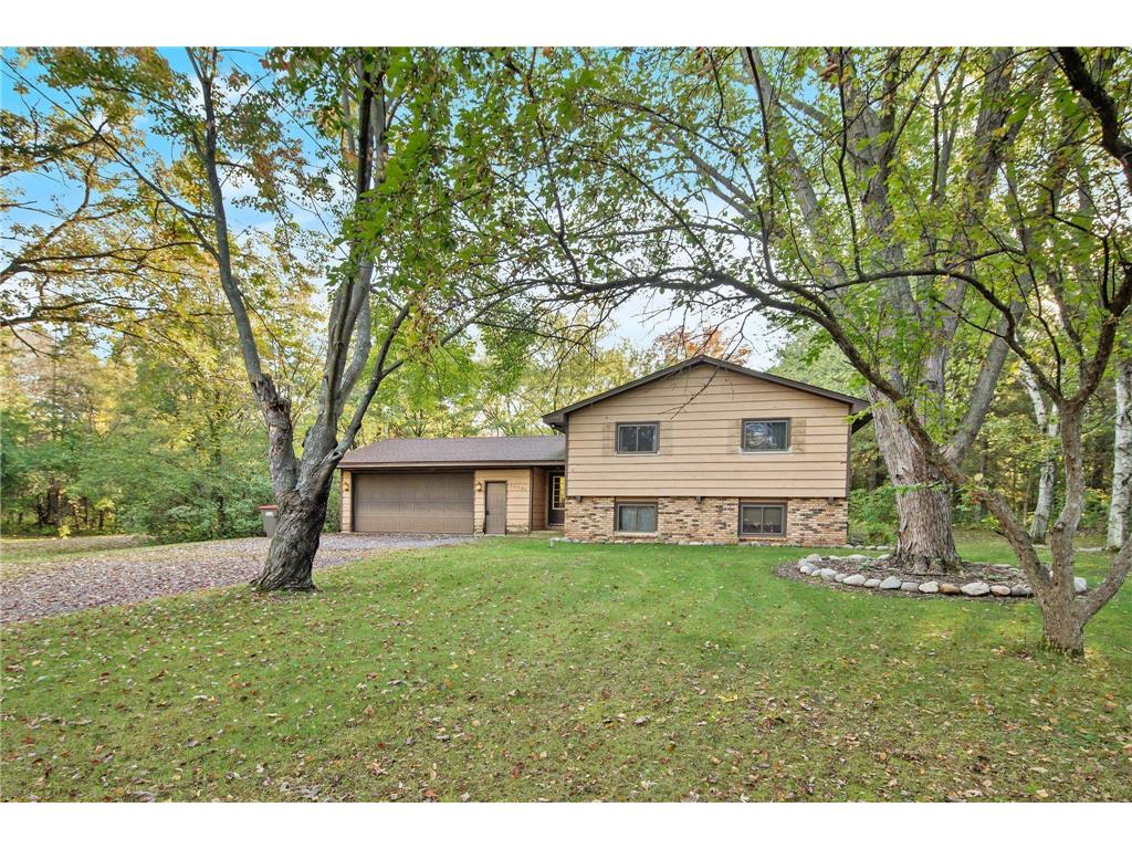 20541 Xavis Street NW, Oak Grove, MN, 55011 MLS 6442968 Edina Realty