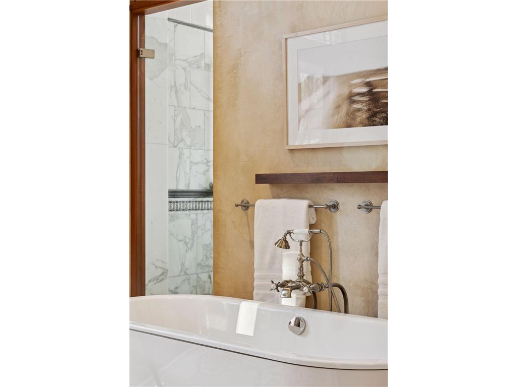 20545 Linden Road Deephaven MN 55331 6825229 image49