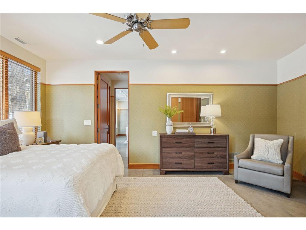 20545 Linden Road Deephaven MN 55331 6825229 image57