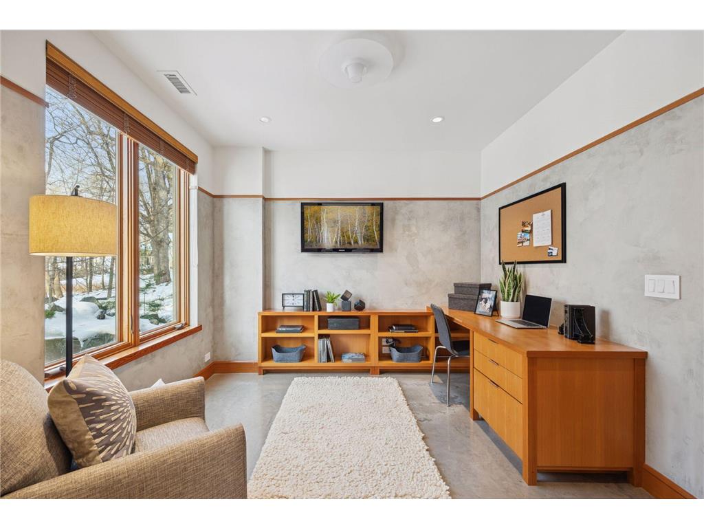 20545 Linden Road Deephaven MN 55331 6825229 image65