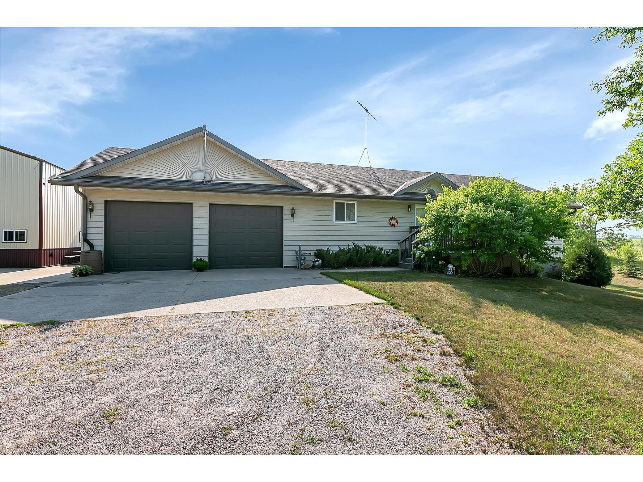 20546 Woodbine Road Clearwater MN 55320 6071718 image1
