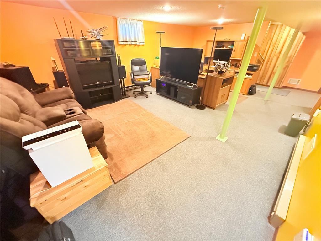 2055 English Street Maplewood MN 55109 7101643 image13