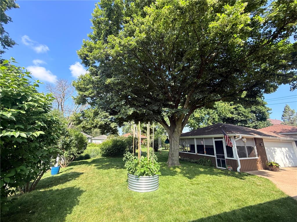 2055 English Street Maplewood MN 55109 7101643 image19