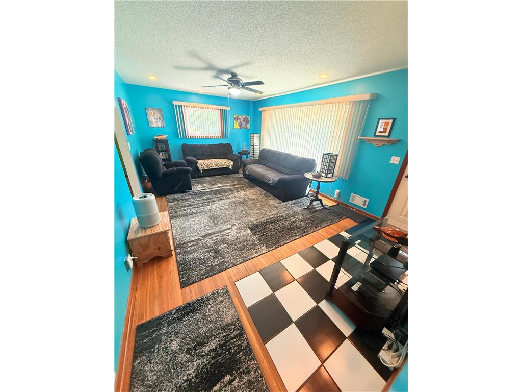 2055 English Street Maplewood MN 55109 7101643 image3