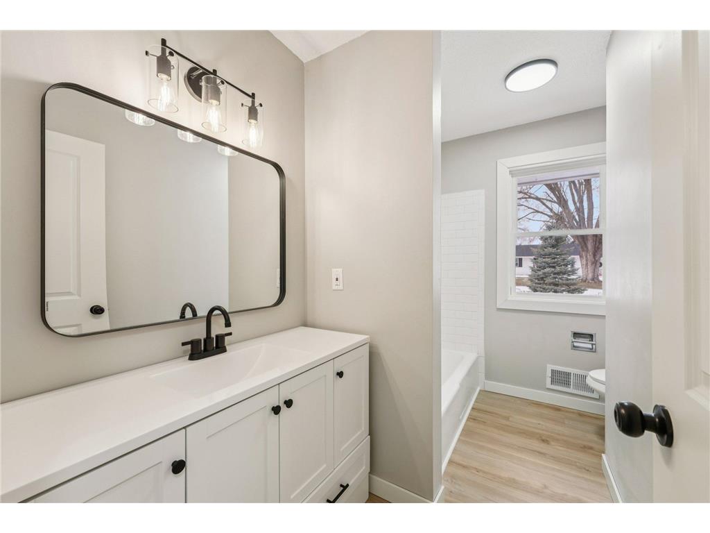 20550 Iceland Avenue Lakeville MN 55044 7011212 image20