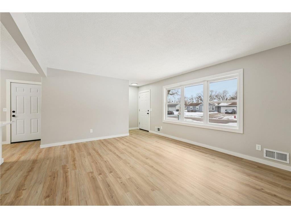 20550 Iceland Avenue Lakeville MN 55044 7011212 image6