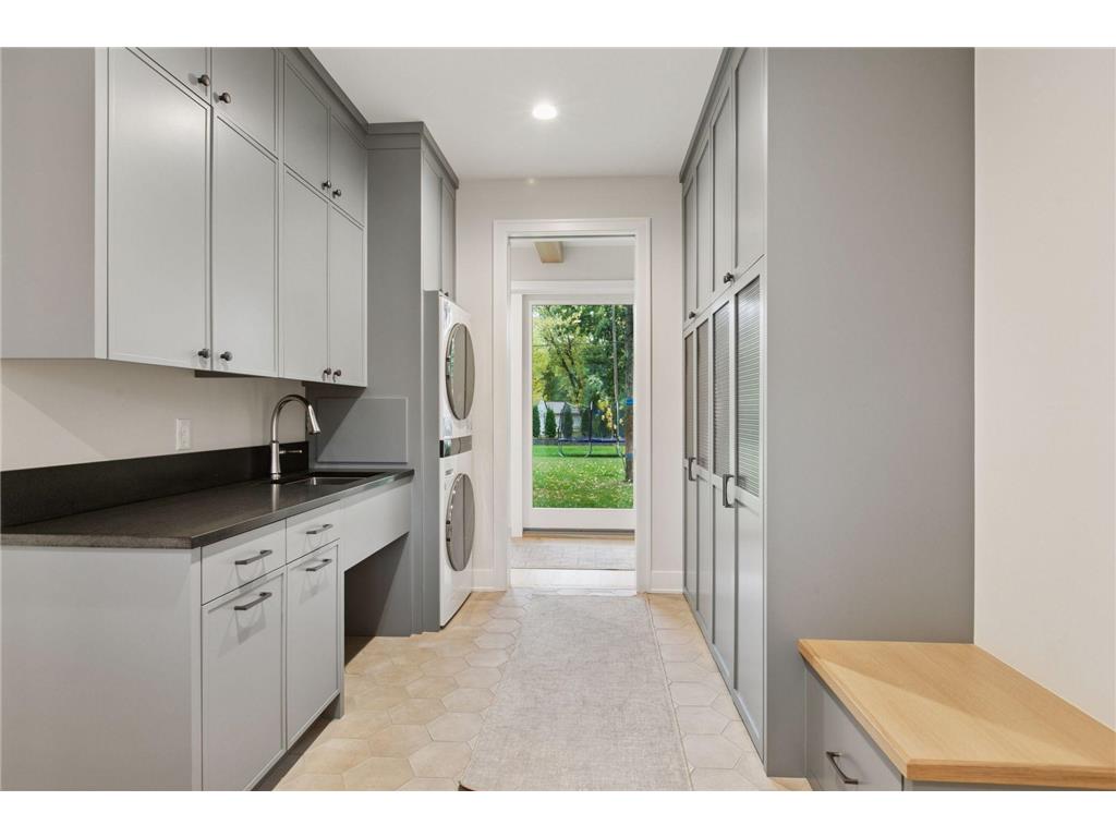 20555 Linden Road Deephaven MN 55331 6808995 image25