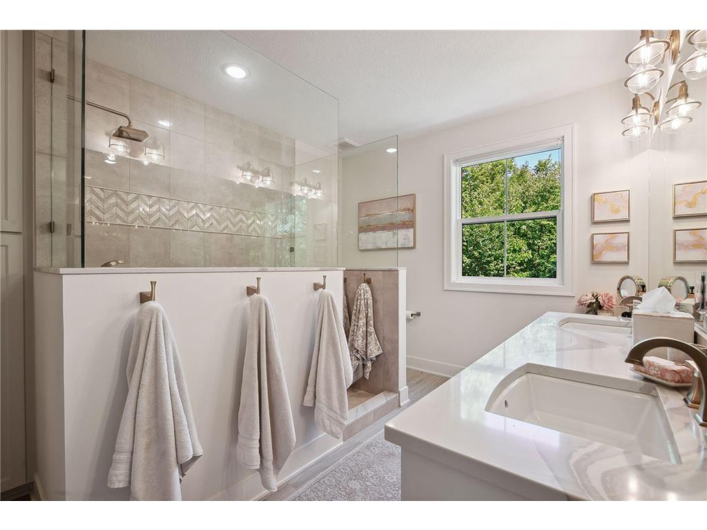 20555 Linden Road Deephaven MN 55331 6808995 image30