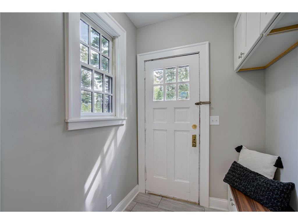 2056 Summit Avenue Saint Paul MN 55105 6800535 image15