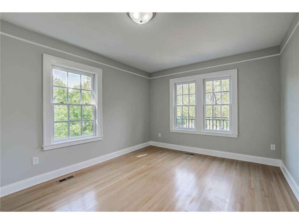 2056 Summit Avenue Saint Paul MN 55105 6800535 image21