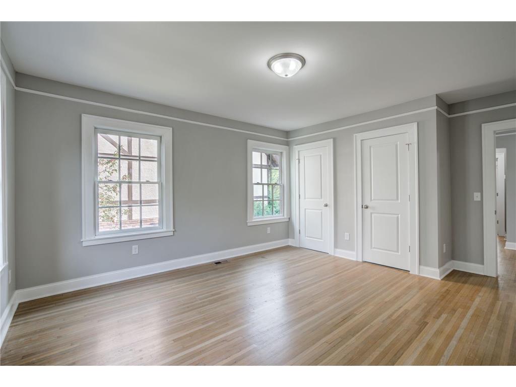 2056 Summit Avenue Saint Paul MN 55105 7003827 image23