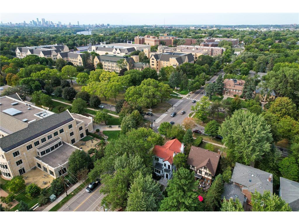 2056 Summit Avenue Saint Paul MN 55105 7003827 image37