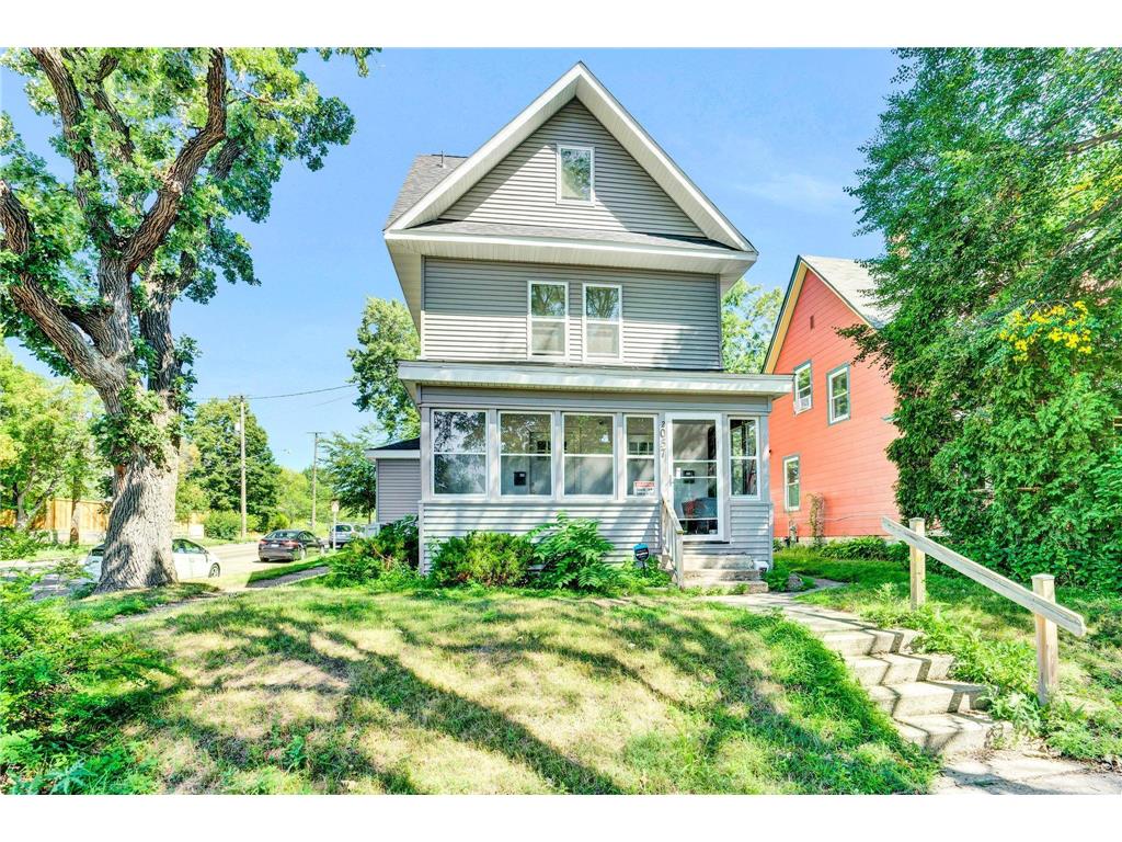 2057 Carroll Avenue Saint Paul MN 55104 6244672 image1