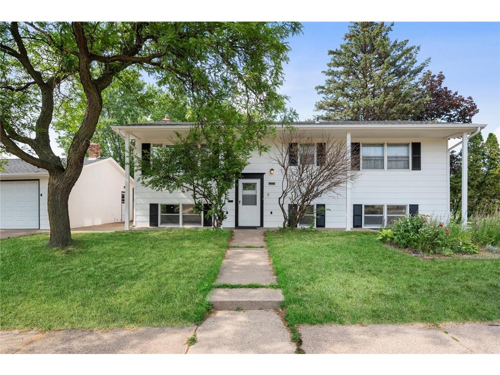 2057 Upper Afton Road E, Saint Paul, MN, 55119 MLS 6227273 Edina