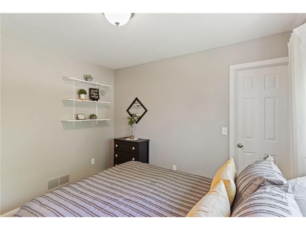 20570 Georgia Avenue N Forest Lake MN 55025 7074113 image17