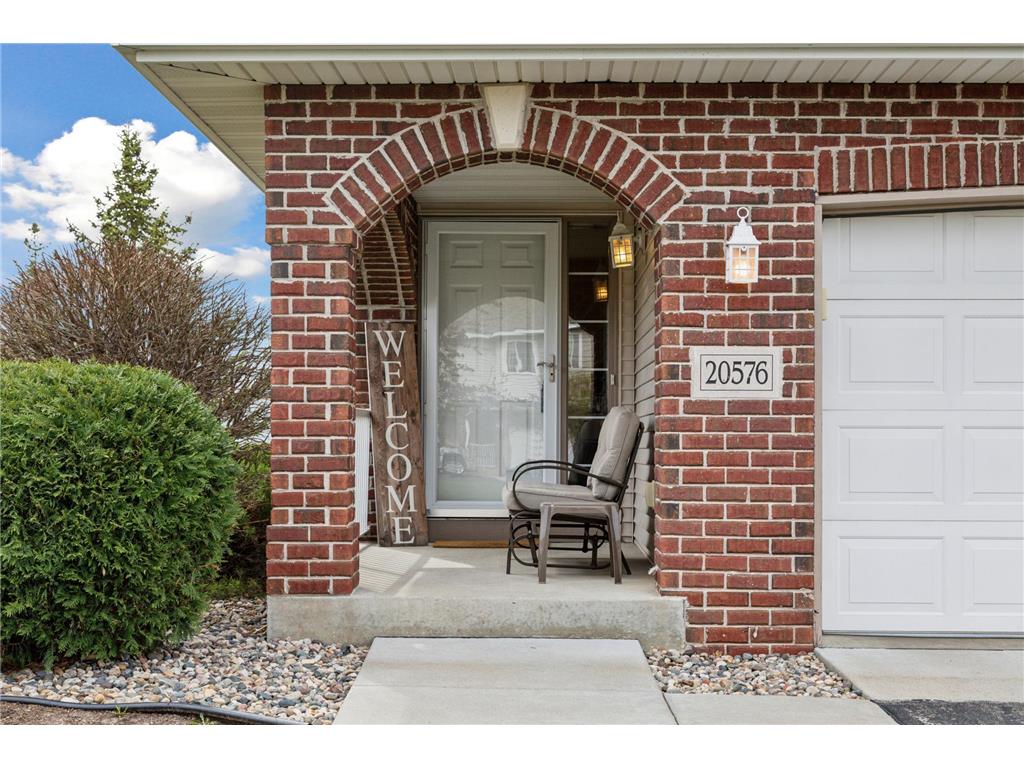 20576 Hampshire Way Lakeville MN 55044 6510246 image1