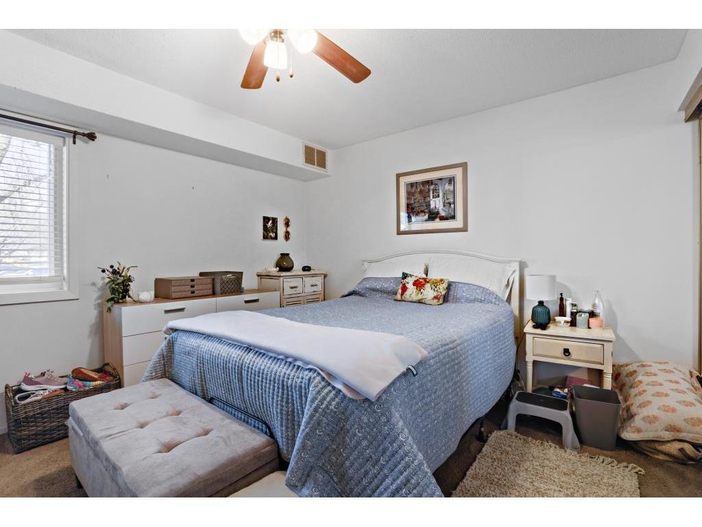 2058 Pathways Drive #9 Saint Paul MN 55119 6806018 image11