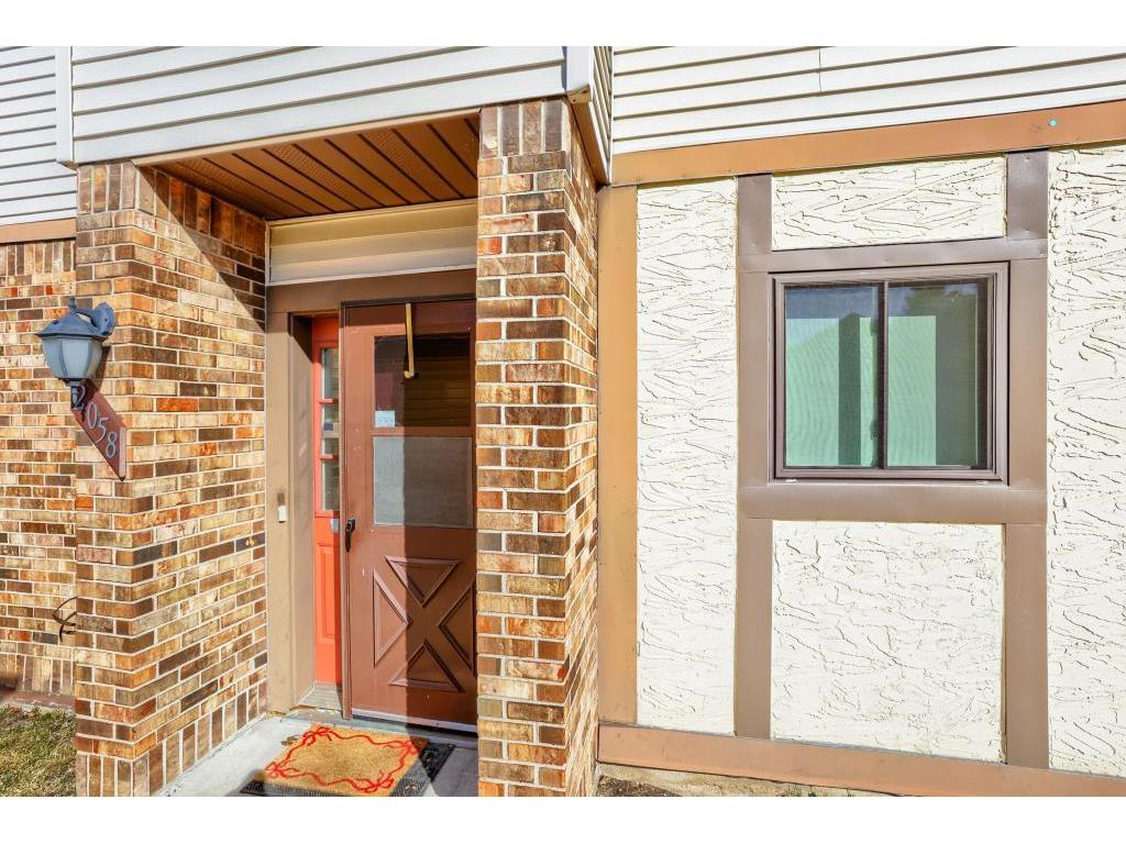 2058 Pathways Drive #9 Saint Paul MN 55119 6806018 image14