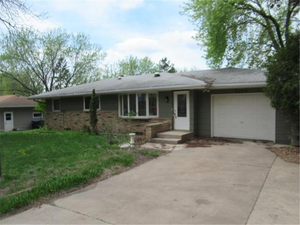 2059 Hand Avenue Roseville MN 55113 6368929 image1
