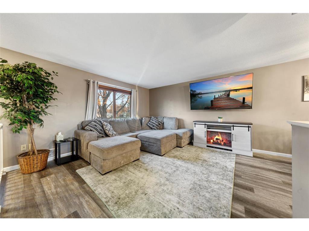 2059 Roe Crest Drive North Mankato MN 56003 6826078 image10