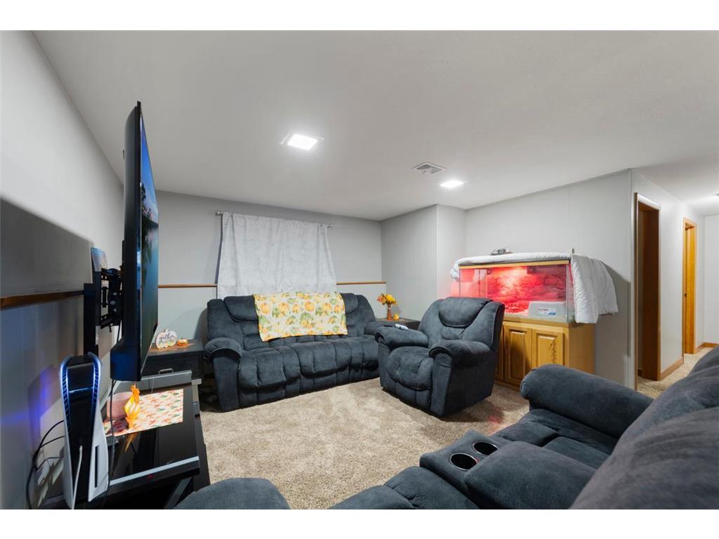 2059 Roe Crest Drive North Mankato MN 56003 6826078 image20