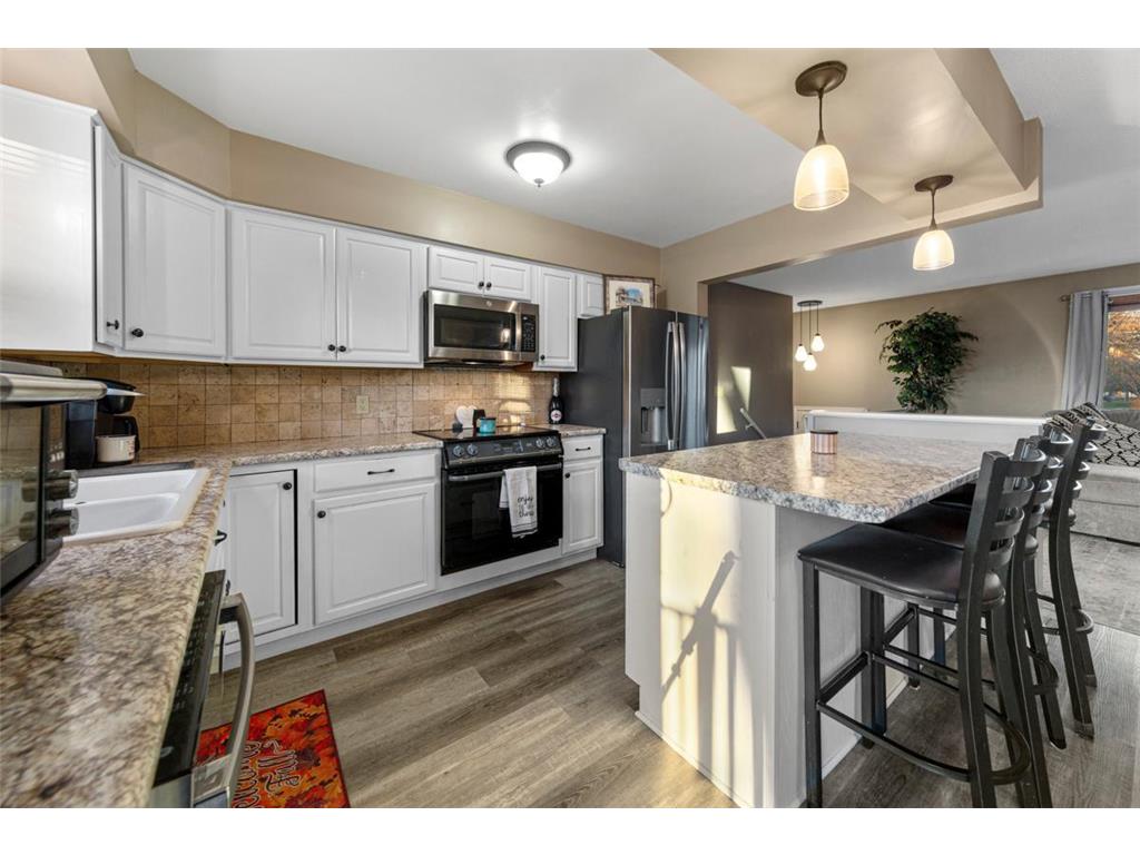 2059 Roe Crest Drive North Mankato MN 56003 6826078 image4