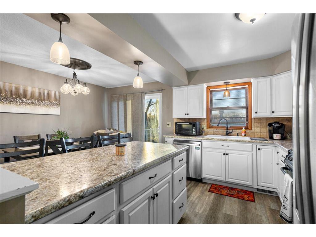 2059 Roe Crest Drive North Mankato MN 56003 6826078 image6