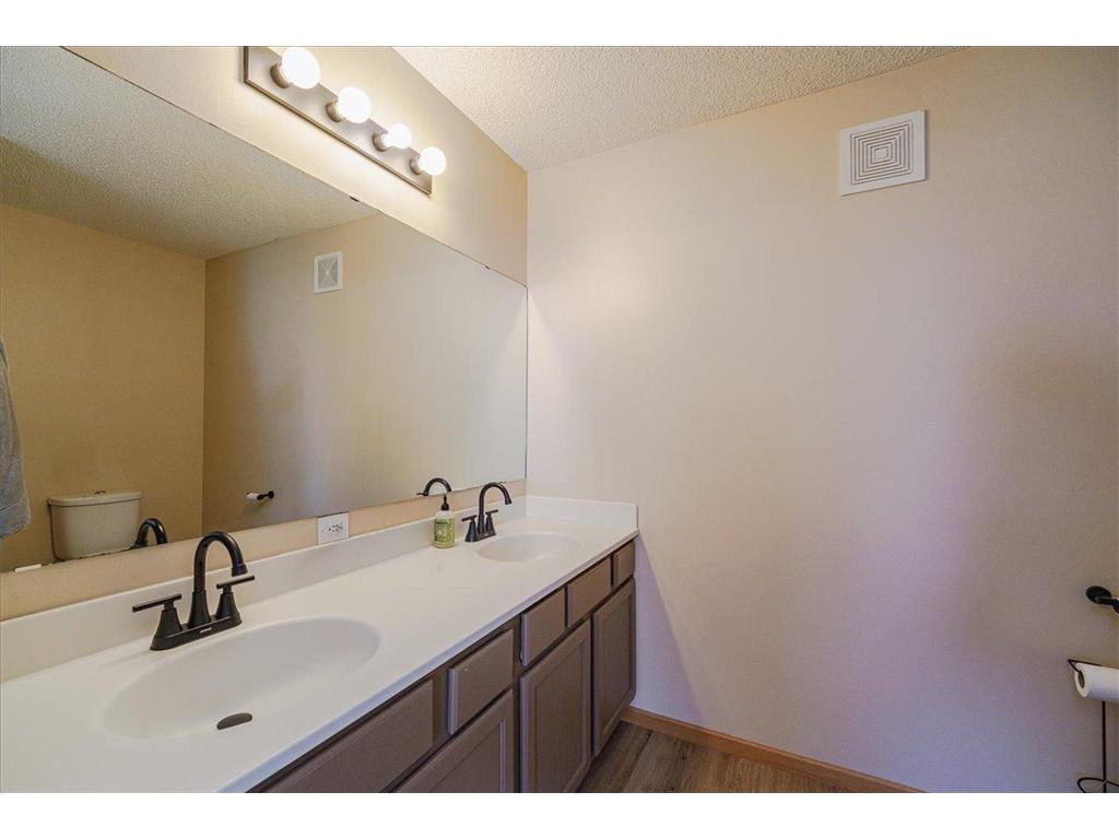 20591 Keystone Avenue Lakeville MN 55044 7085846 image28