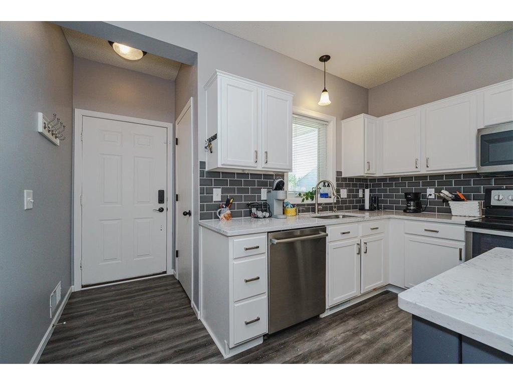 20591 Keystone Avenue Lakeville MN 55044 7085846 image3