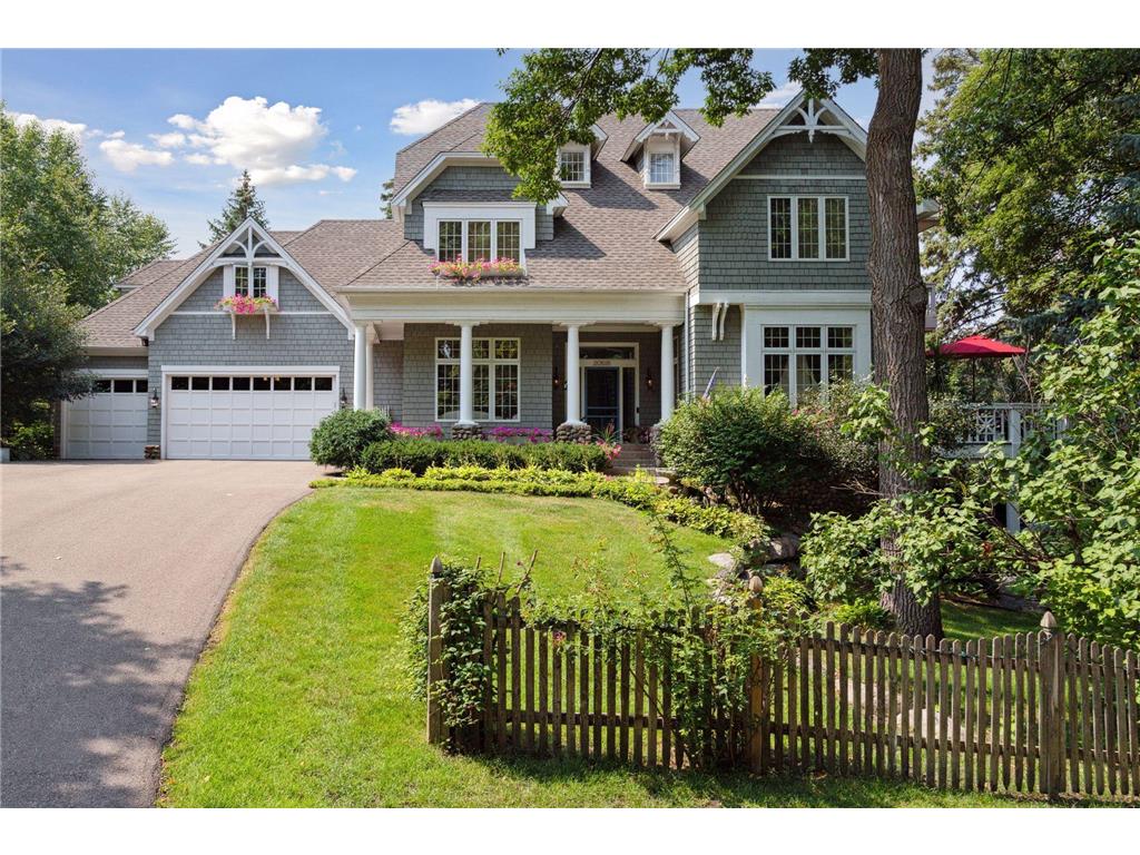 20595 Park Place Deephaven MN 55331 - Lake Minnetonka 6355942 image1