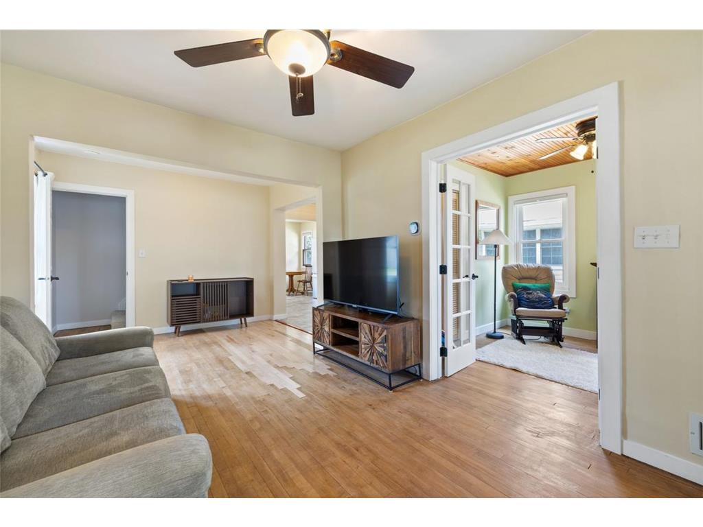 206 14th Avenue S South Saint Paul MN 55075 7090372 image3
