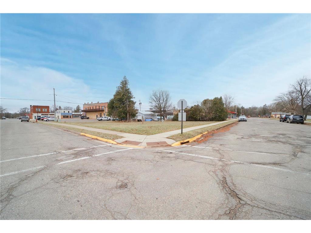 206 1st Street NW Crosby MN 56441 6704339 image1