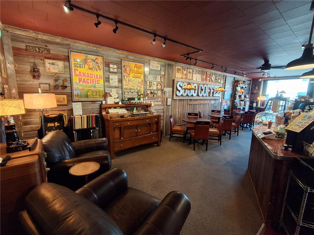 206 2nd Avenue N Lakefield MN 56150 7045462 image11