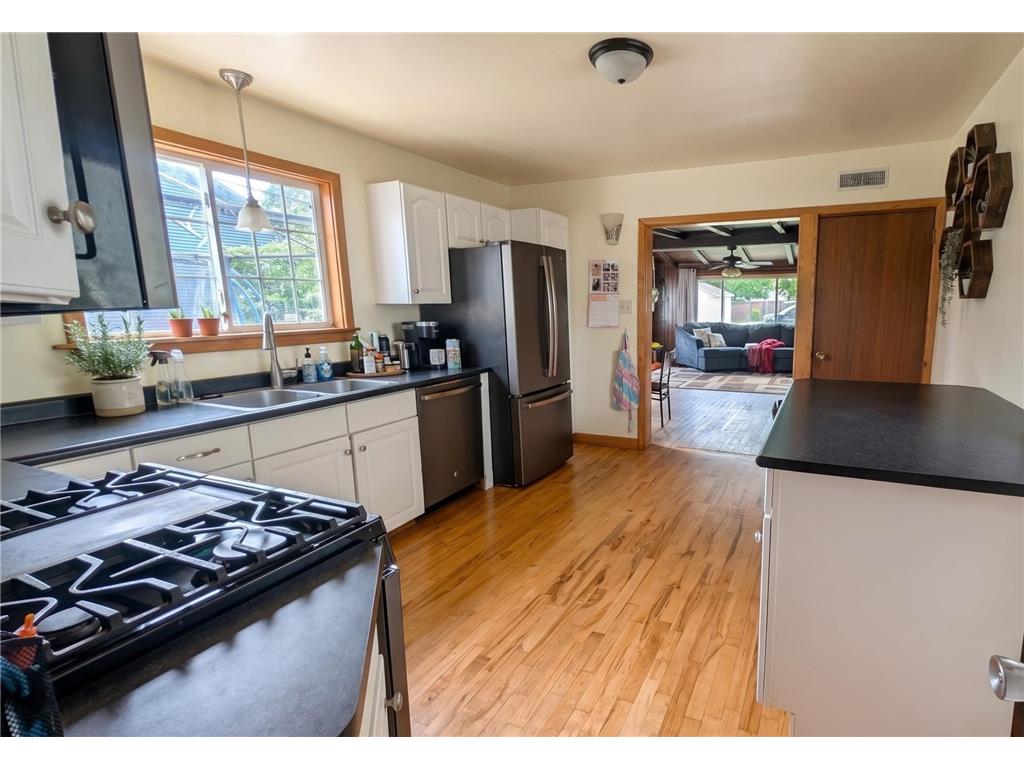 206 2nd Avenue NE Kasson MN 55944 7080210 image4