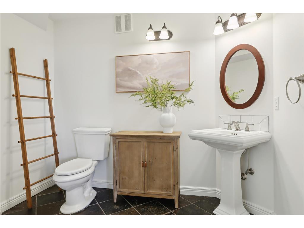 206 5th Street S Stillwater MN 55082 6782255 image40