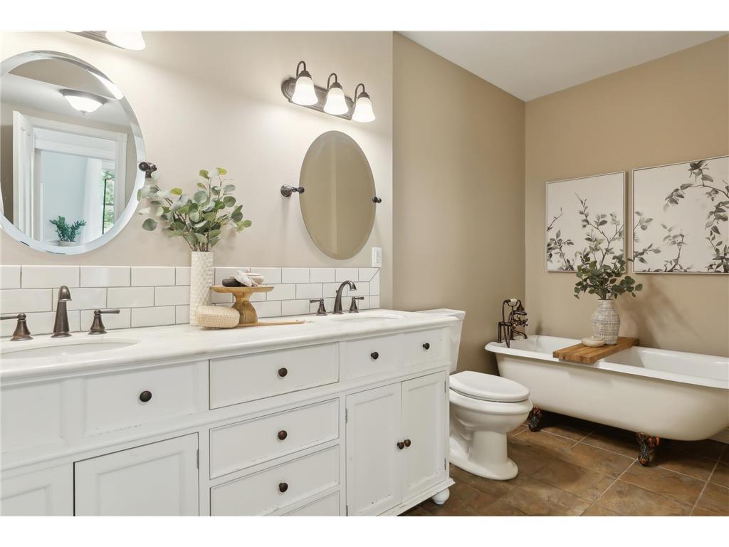 206 5th Street S Stillwater MN 55082 6782255 image50