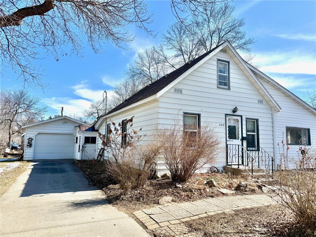 206 6th Street NW Little Falls MN 56345 7068867 image1