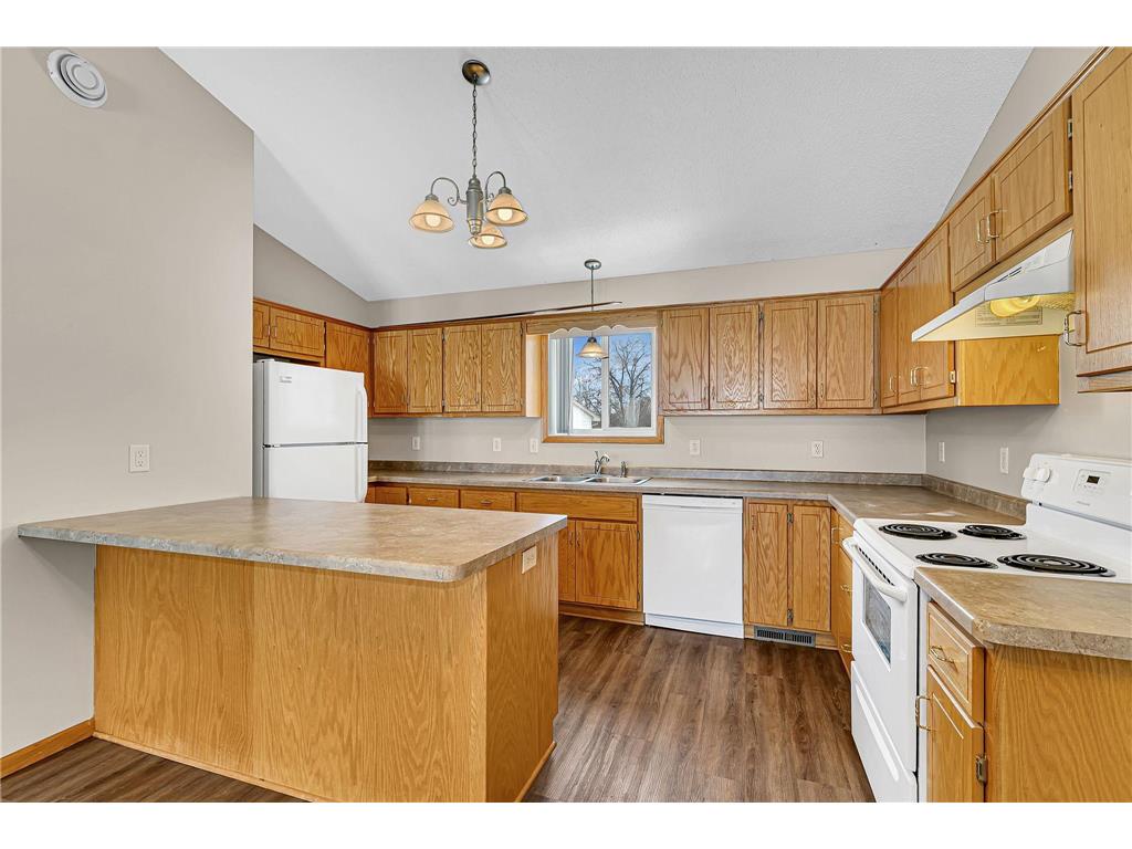 206 Appaloosa Court Braham MN 55006 7038236 image3