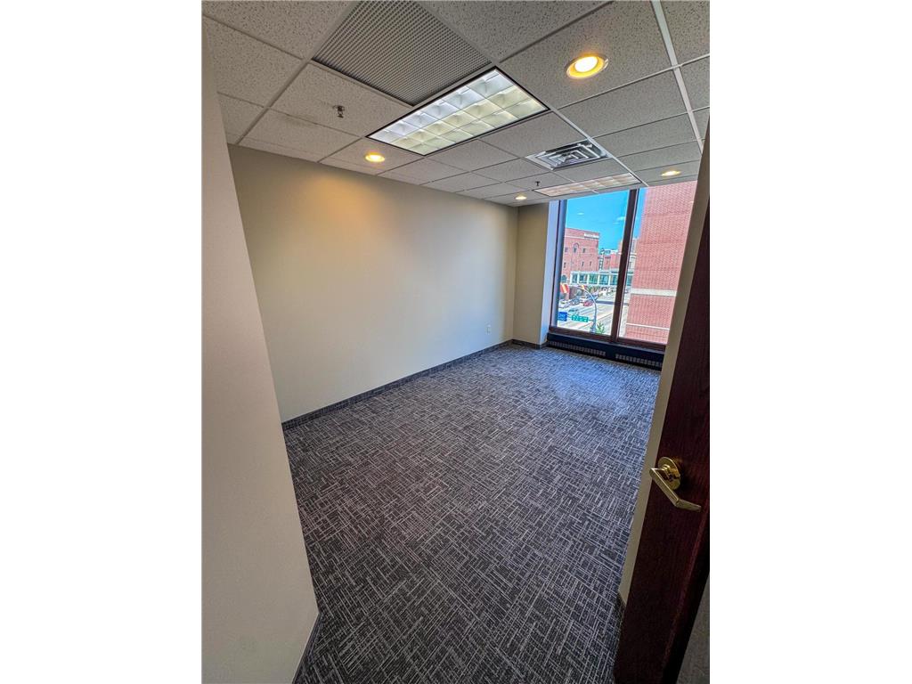 206 Broadway Avenue S Rochester MN 55904 6619371 image18