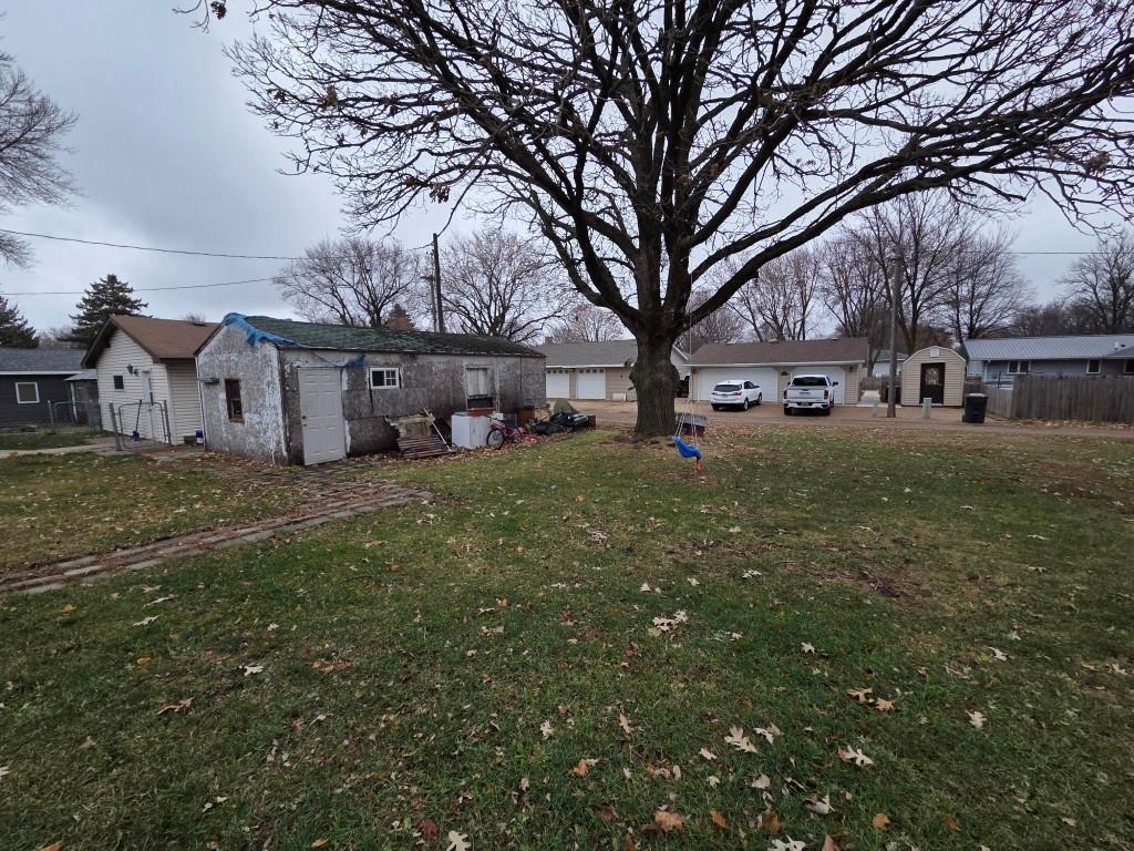 206 Chicago Street Lakefield MN 56150 6821203 image2