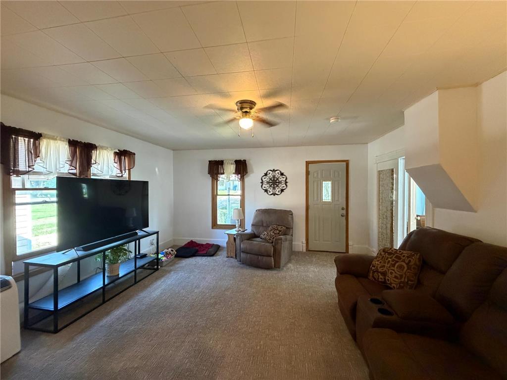 206 E 2nd Street Hardwick MN 56134 7111023 image9