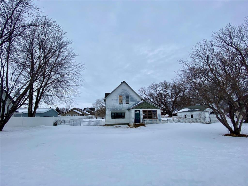 206 E 3rd Street, Cyrus, MN, 56381 MLS 6332932 Edina Realty