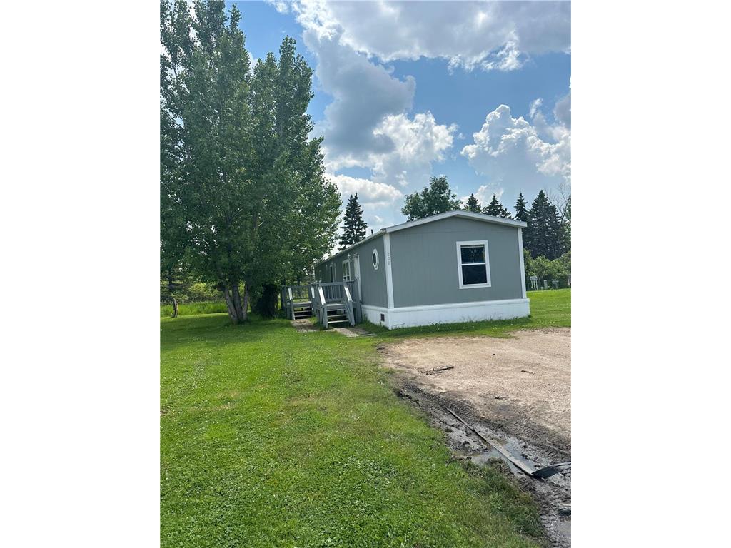 206 E CHALLENGER Drive E Thief River Falls MN 56701 6566197 image1