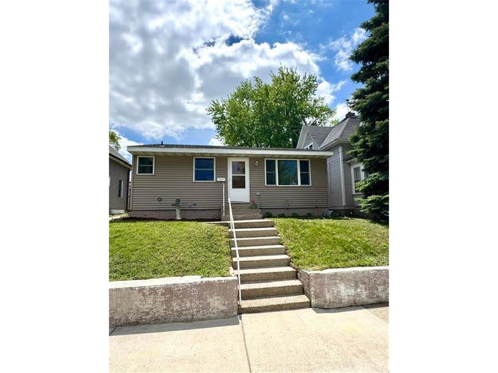 206 Elm Avenue SE Montgomery MN 56069 7076010 image18