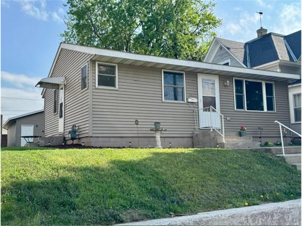 206 Elm Avenue SE Montgomery MN 56069 7076010 image2