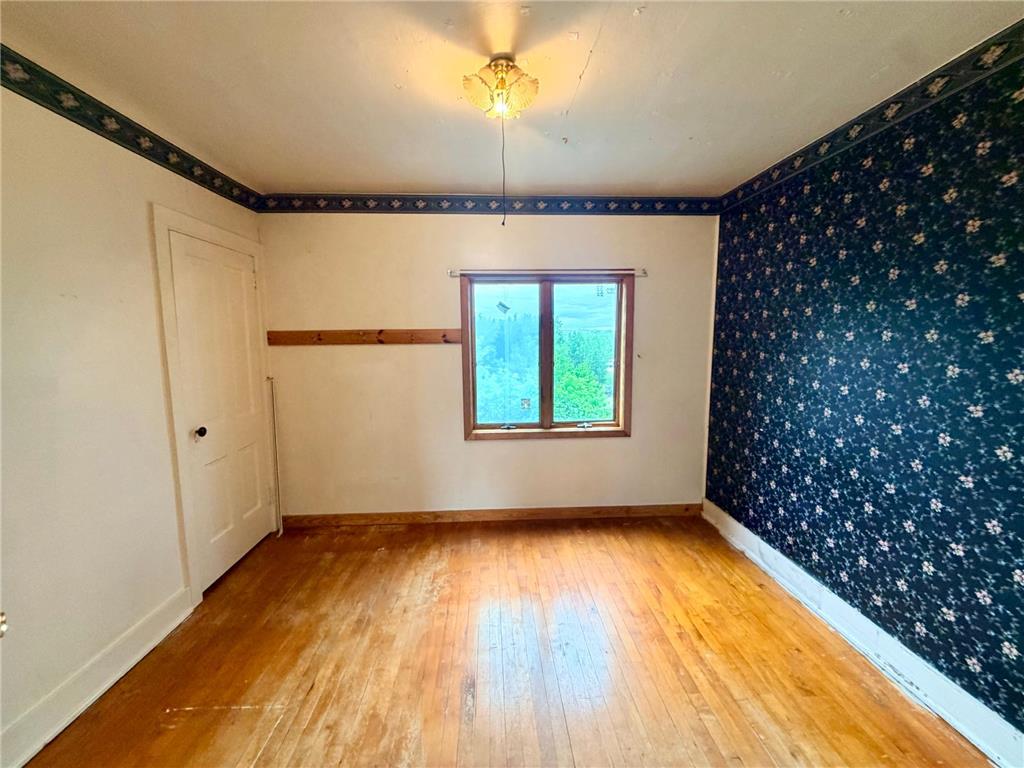 206 Gunn Street Coleraine MN 55722 7088436 image21