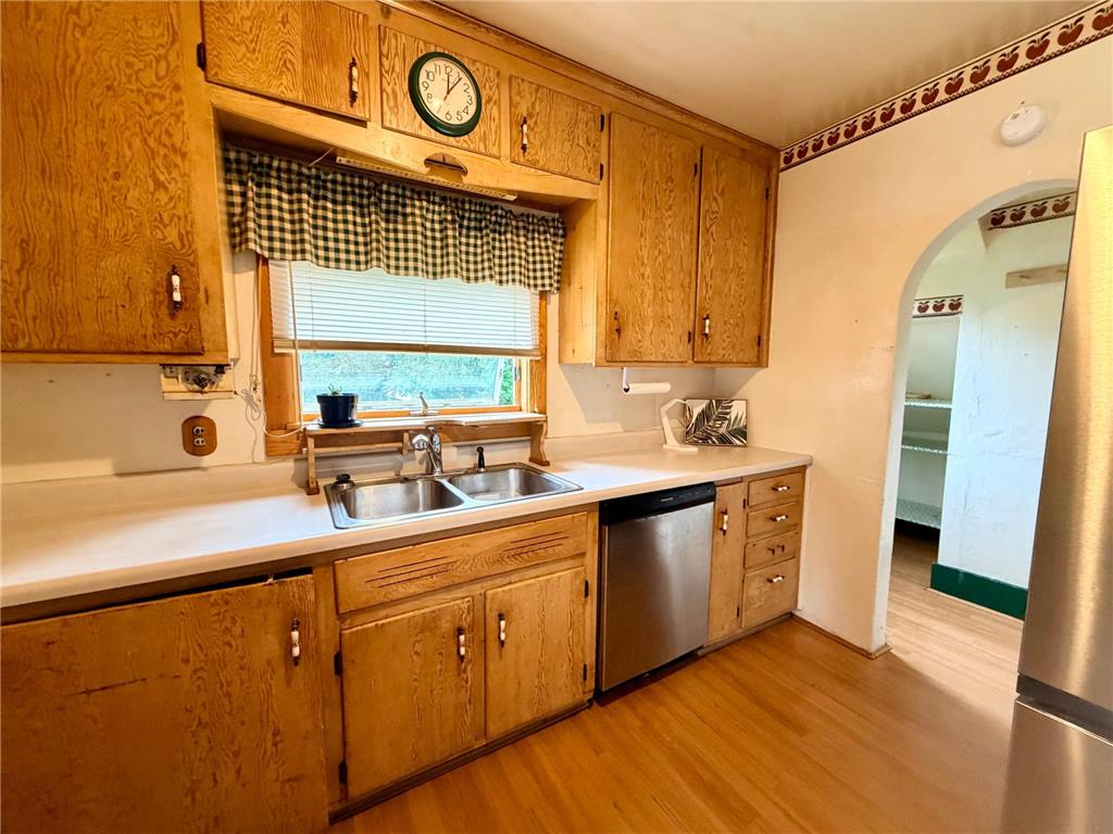 206 Gunn Street Coleraine MN 55722 7088436 image8