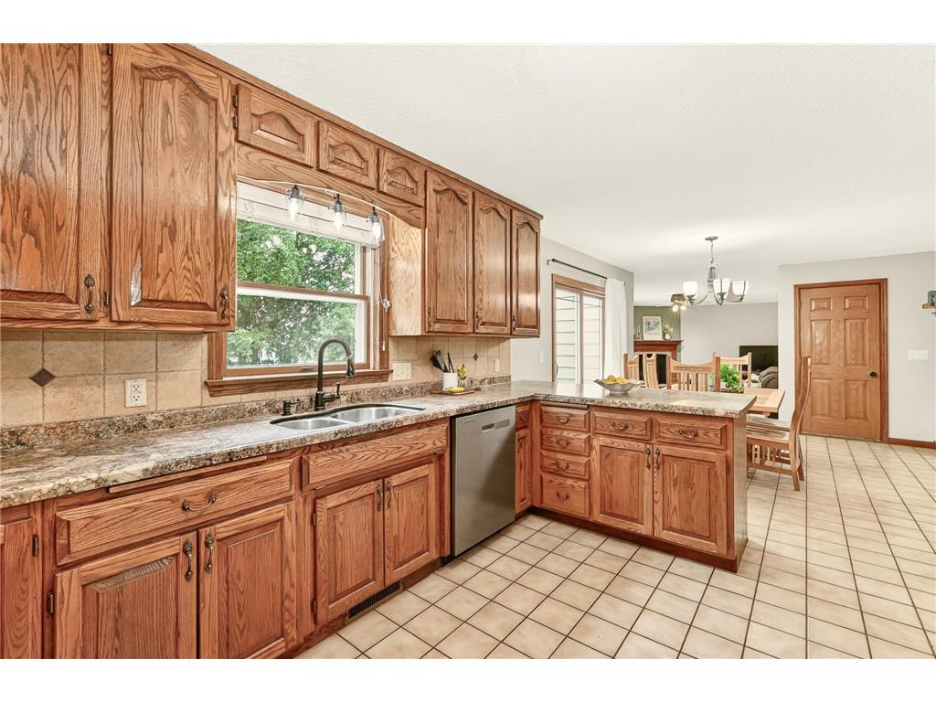 206 Highland Court SE Stewartville MN 55976 7089257 image9