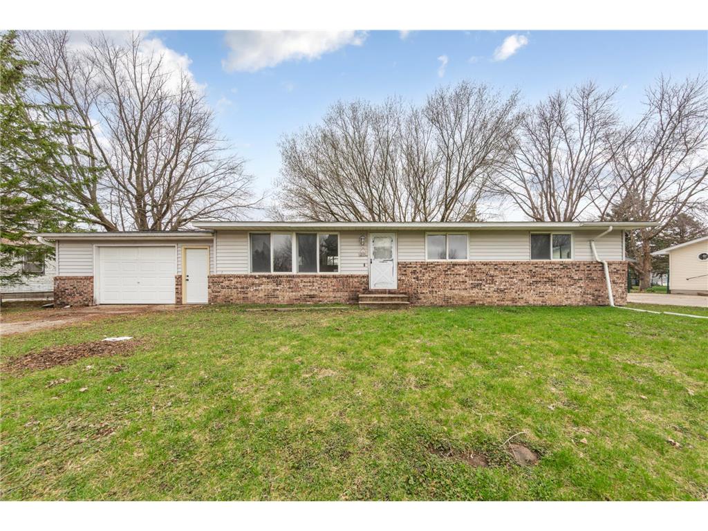 206 Julia Street Claremont MN 55924 7055681 image1