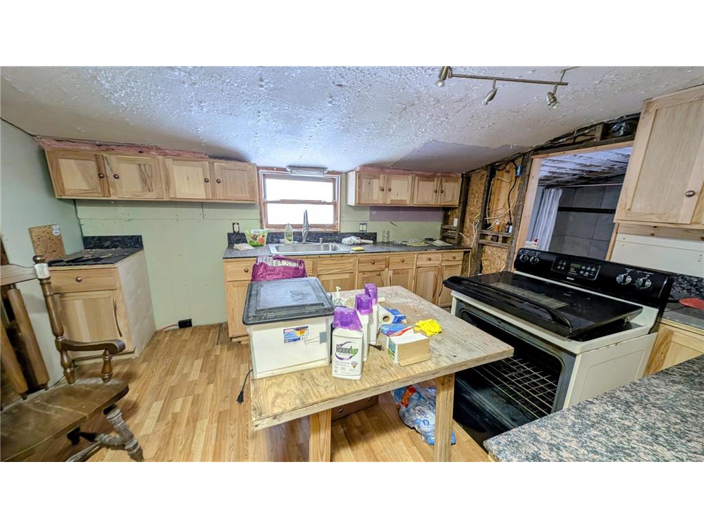 206 Leslie Webster ND 58382 6763862 image18